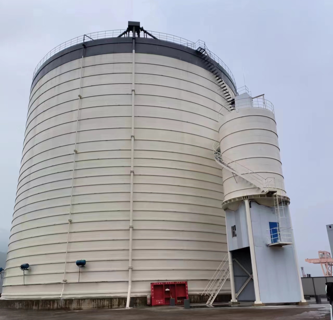 龙门镇10万吨水泥钢板库